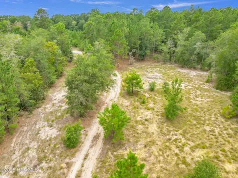 6715 Canetuck Road Currie NC 28435
