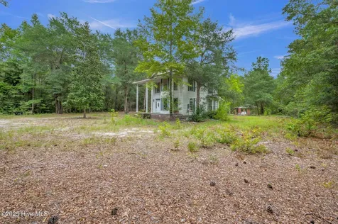 6715 Canetuck Road Currie NC 28435