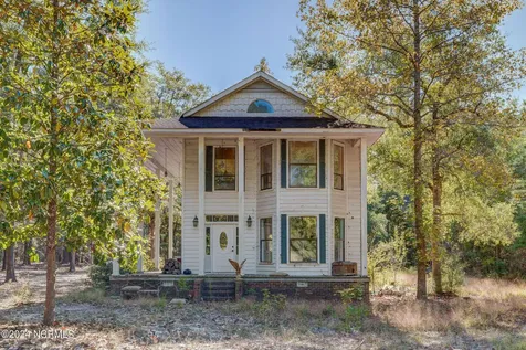 6715 Canetuck Road Currie NC 28435