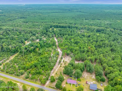 6715 Canetuck Road Currie NC 28435