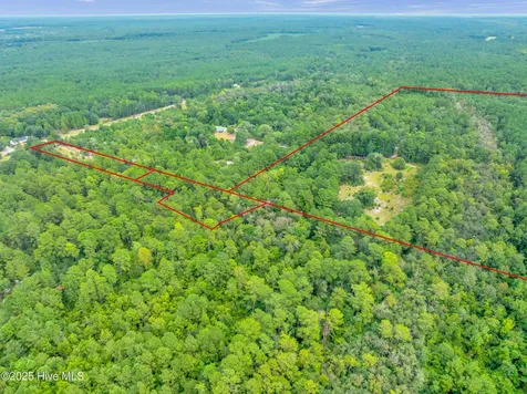 6715 Canetuck Road Currie NC 28435