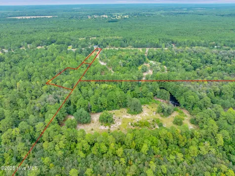 6715 Canetuck Road Currie NC 28435