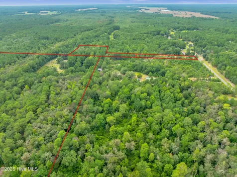 6715 Canetuck Road Currie NC 28435