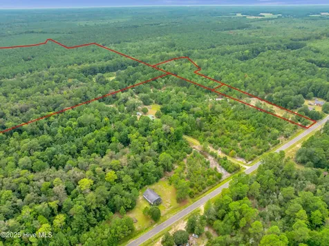 6715 Canetuck Road Currie NC 28435