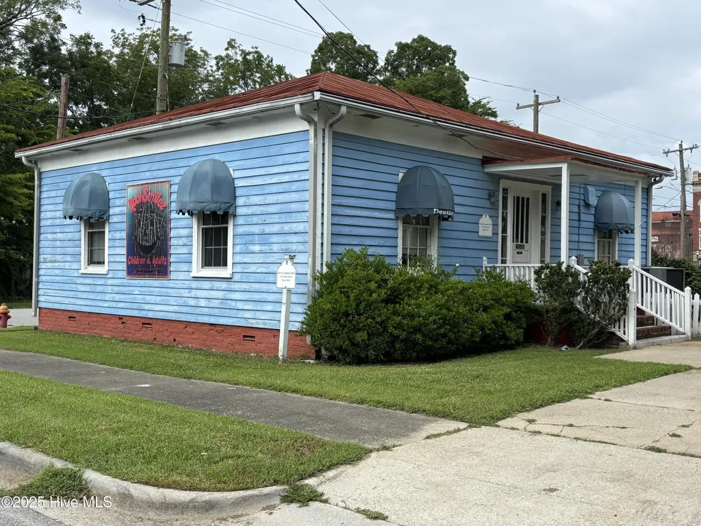123 W Pitt Street Tarboro NC 27886