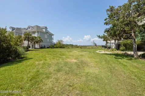 123 & 125 Coral Bay Court Atlantic Beach NC 28512