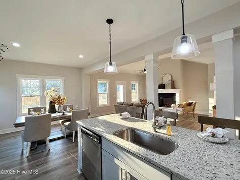 279 Elijah Way Vass NC 28394