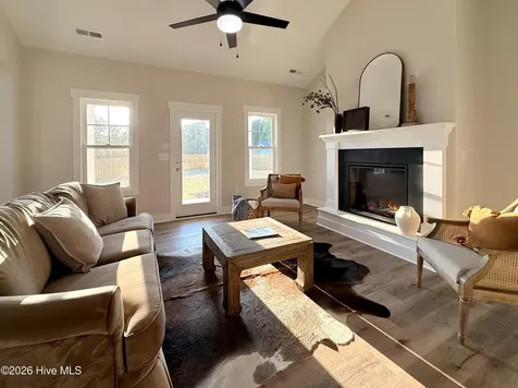 279 Elijah Way Vass NC 28394