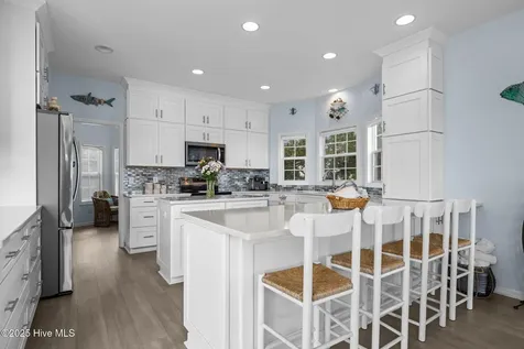 8722 Emerald Plantation Road Emerald Isle NC 28594