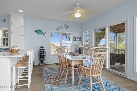 8722 Emerald Plantation Road Emerald Isle NC 28594