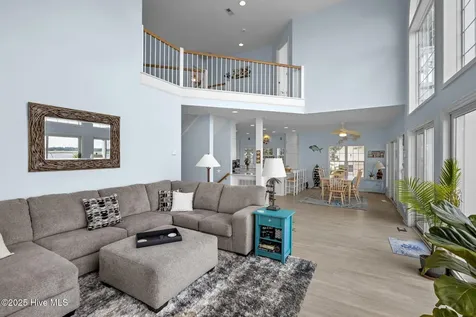 8722 Emerald Plantation Road Emerald Isle NC 28594