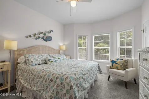 8722 Emerald Plantation Road Emerald Isle NC 28594
