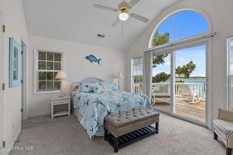 8722 Emerald Plantation Road Emerald Isle NC 28594