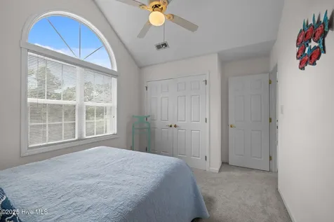 8722 Emerald Plantation Road Emerald Isle NC 28594