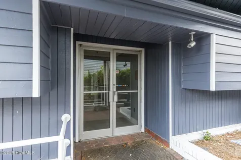 208 Penny Lane Morehead City NC 28557