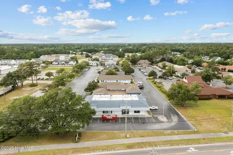 208 Penny Lane Morehead City NC 28557