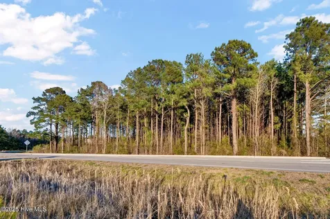 L6 210 Highway Sneads Ferry NC 28460