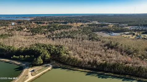 1055 Old Folkstone Road Sneads Ferry NC 28460