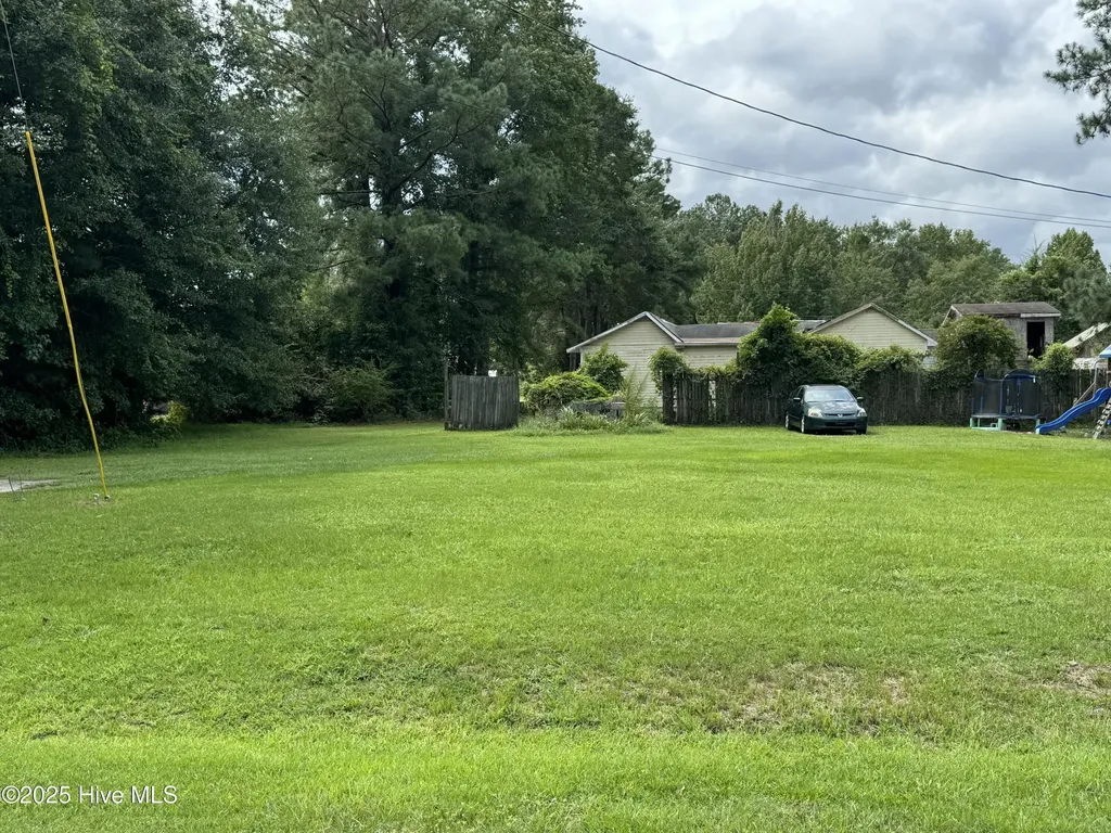 1901 Aycock Avenue New Bern NC 28562