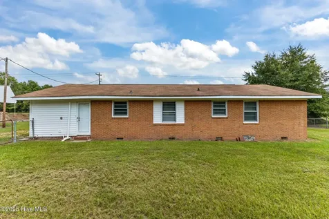1334 Alamac Road Lumberton NC 28358