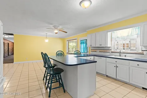 518 Edgewood Circle Whiteville NC 28472