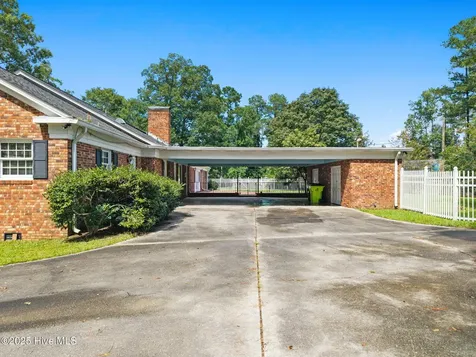 518 Edgewood Circle Whiteville NC 28472