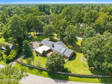 518 Edgewood Circle Whiteville NC 28472