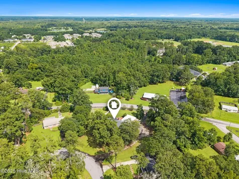 518 Edgewood Circle Whiteville NC 28472