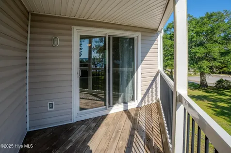 89 Country Club Drive Minnesott Beach NC 28510