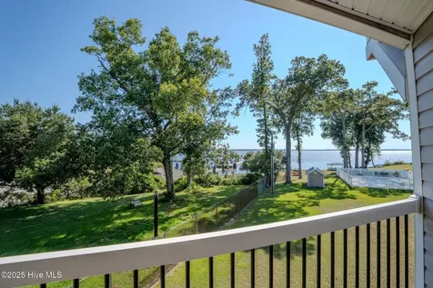 89 Country Club Drive Minnesott Beach NC 28510