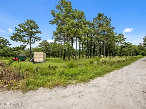 1050 Highway 101 Beaufort NC 28516