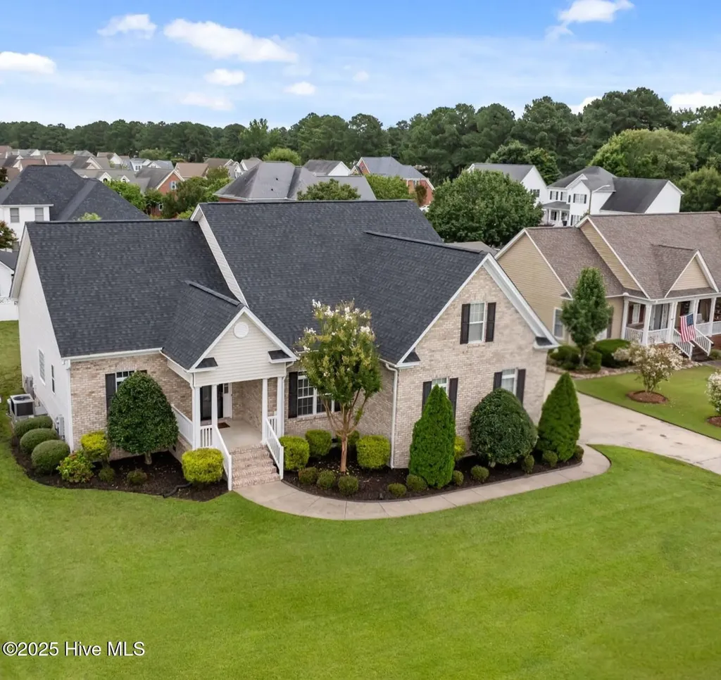 2243 Black Horse Lane Winterville NC 28590