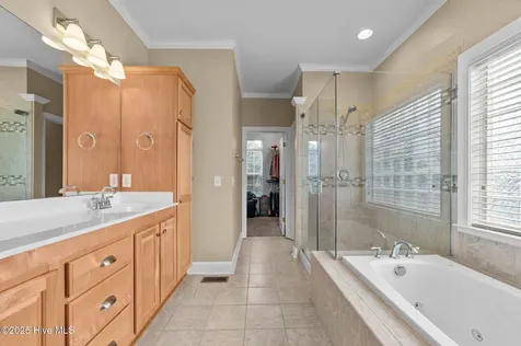 2243 Black Horse Lane Winterville NC 28590