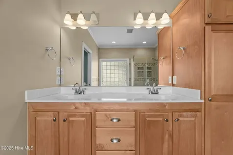 2243 Black Horse Lane Winterville NC 28590