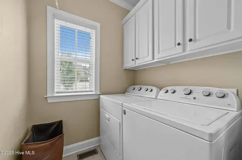 2243 Black Horse Lane Winterville NC 28590