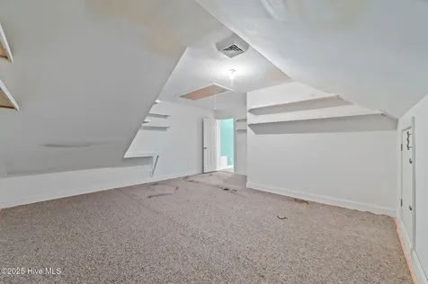 2243 Black Horse Lane Winterville NC 28590