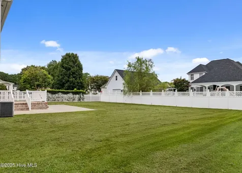 2243 Black Horse Lane Winterville NC 28590