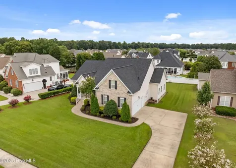 2243 Black Horse Lane Winterville NC 28590