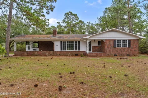 198 E Boiling Spring Road Southport NC 28461