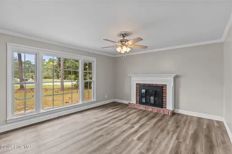 198 E Boiling Spring Road Southport NC 28461