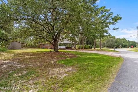 198 E Boiling Spring Road Southport NC 28461