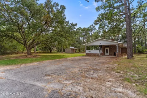 198 E Boiling Spring Road Southport NC 28461