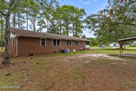 198 E Boiling Spring Road Southport NC 28461