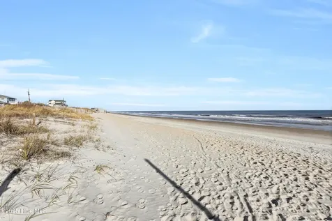 208 N Boca Bay Lane Surf City NC 28445