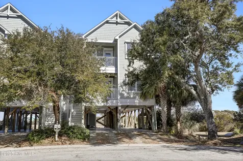 208 N Boca Bay Lane Surf City NC 28445