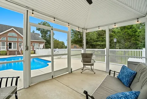 138 Dances Bay Road Elizabeth City NC 27909