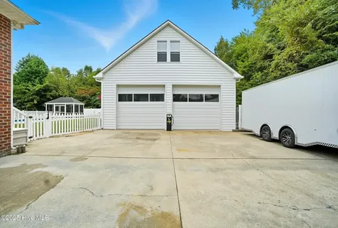 138 Dances Bay Road Elizabeth City NC 27909