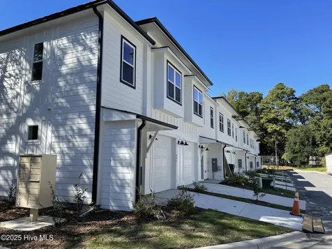 249 Townhome Lane Southern Pines NC 28387