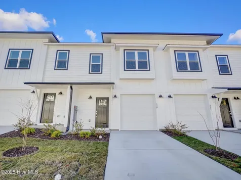 249 Townhome Lane Southern Pines NC 28387