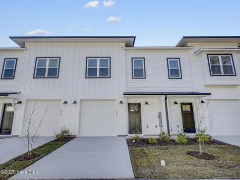 255 Townhome Lane Southern Pines NC 28387